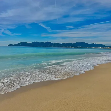 Apartment - Vue - Piscine - Parking